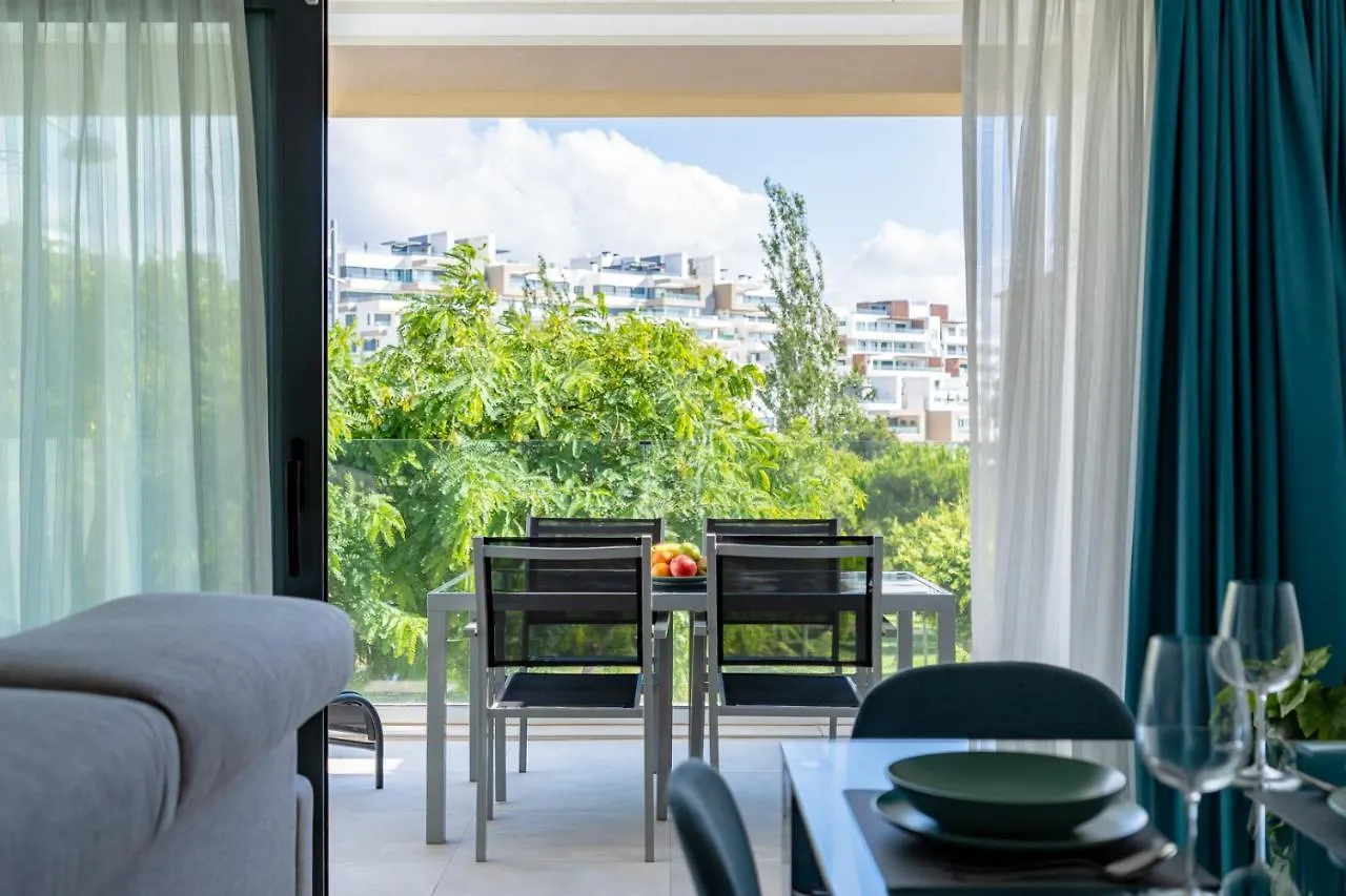 Cosy And Centrally Located Apartment In Estepona