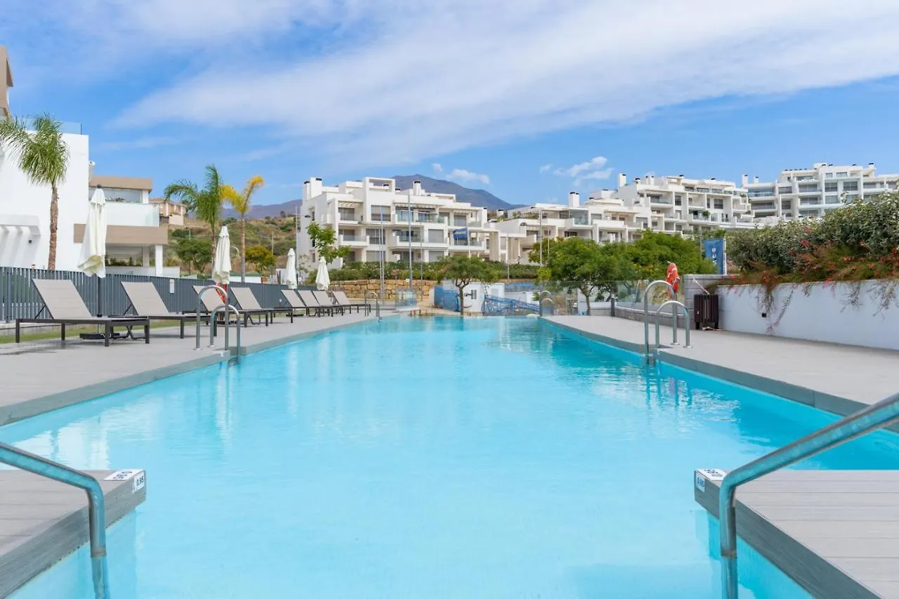 Cosy And Centrally Located Apartment In Estepona