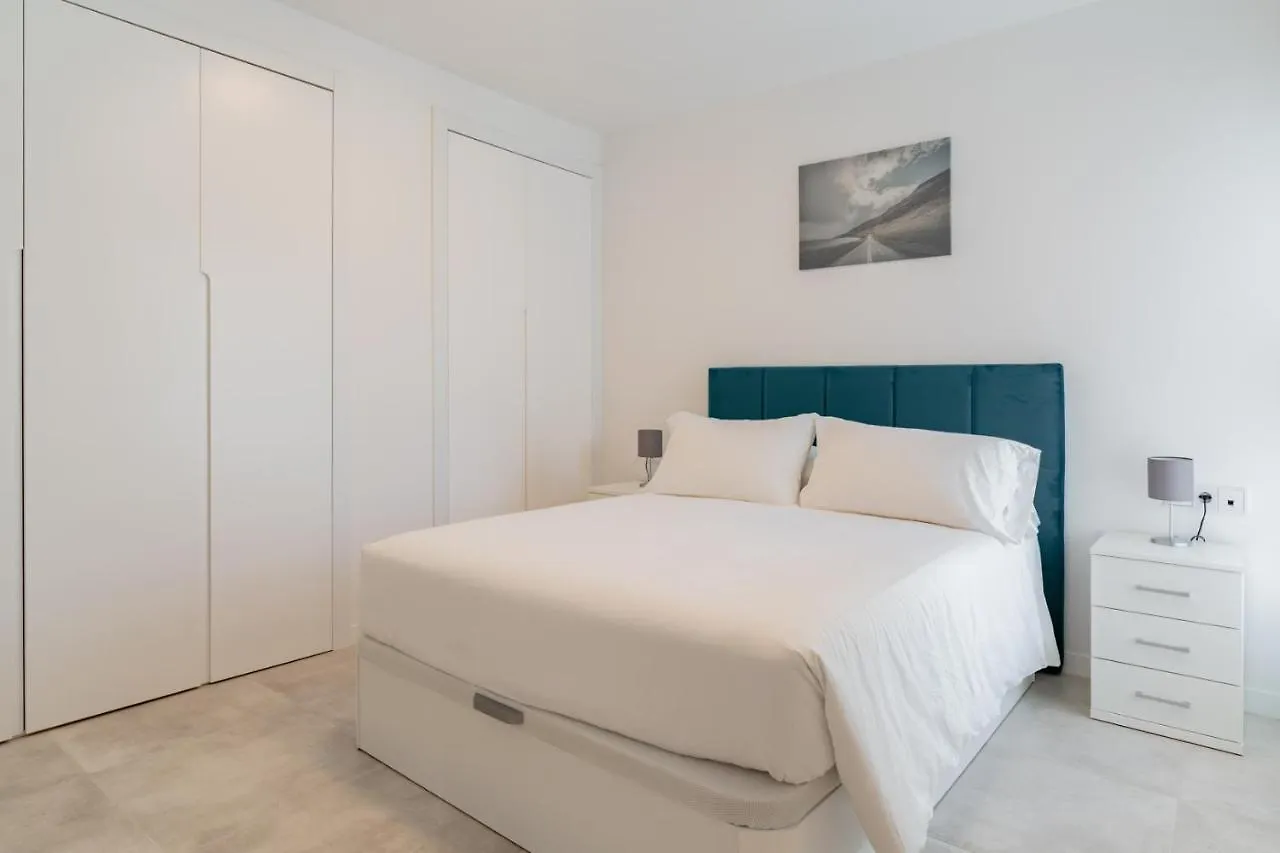Cosy And Centrally Located Apartment In Estepona