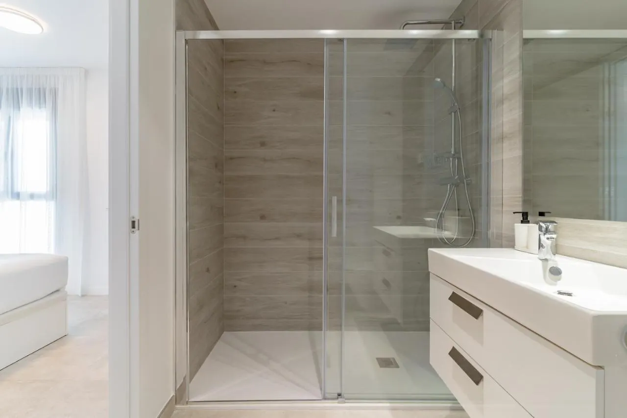 Cosy And Centrally Located Apartment In 에스테포나 스페인